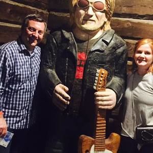 Meet your Posher, Leeann